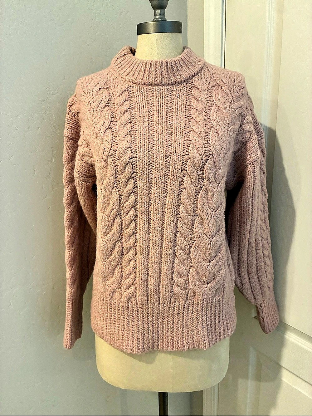 Chunky Cable Knit, Mock Neck Sweater, Light, Dusty, Pink, Balloon Sleeve Size Sm